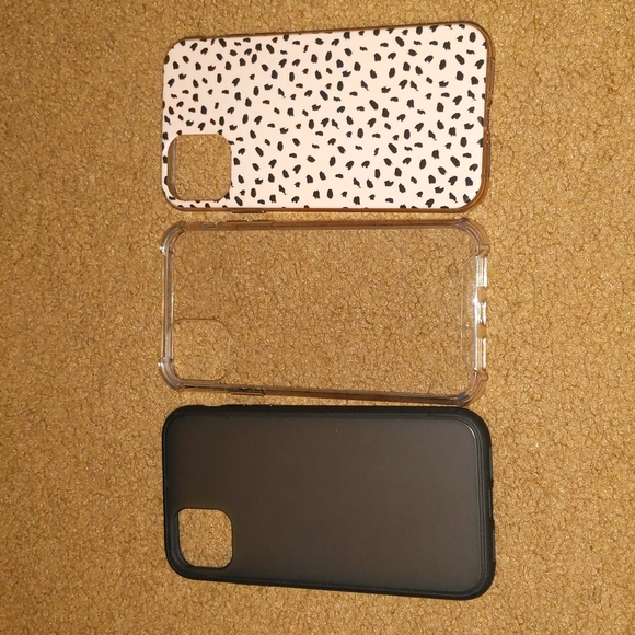 Set of 3 Iphone 11 Cases Each measures 6"x3" - Picture 7 of 7